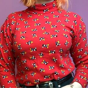 ❤️ Vintage 90s red Mickey Mouse turtleneck ❤️
